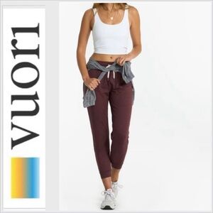 Vuori Performance Jogger - Ruby Heather large